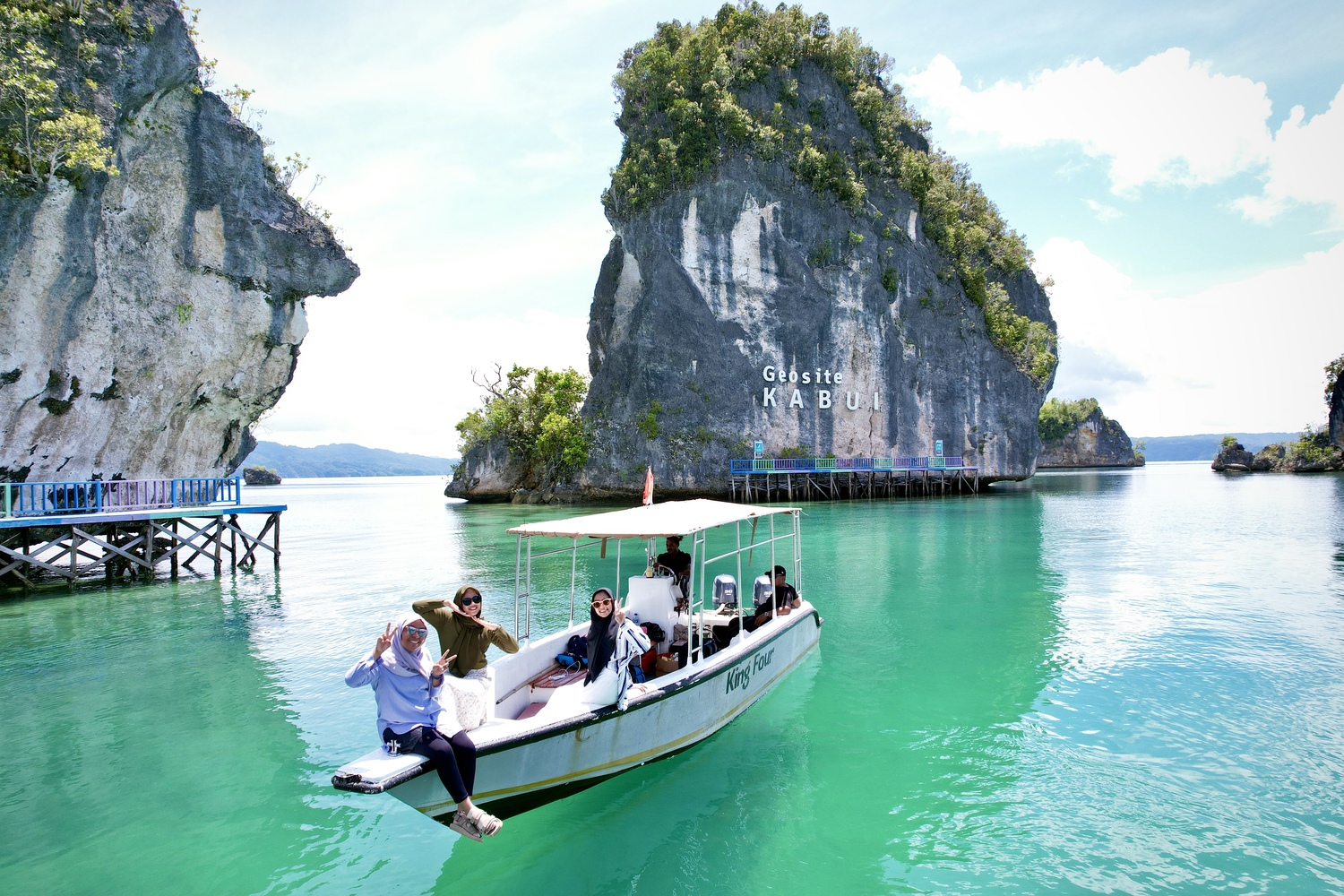 Berapa Hari yang Ideal untuk Menjelajahi Raja Ampat?